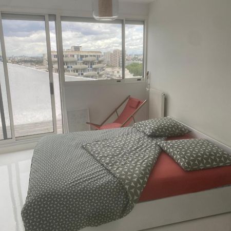 14Eme Et Der Etage "Arty" Avec 2 Chambres Et Vue Panoramique ! Кретей Экстерьер фото